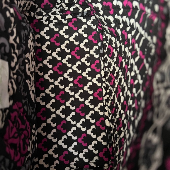 New Vera Bradley shoulder Tote black, white and pink circle pattern - Picture 4 of 6
